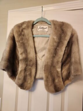 Vintage Blonde Mink Fur Shawl Stole Taylor Made Astmann Furs Springfield MA